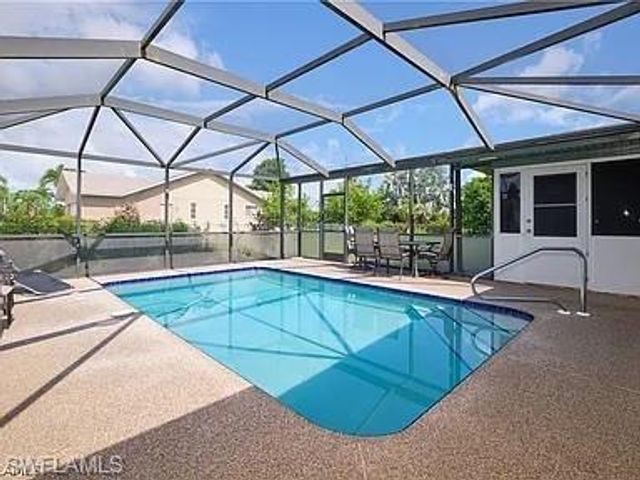 4240 SE 3rd AVE, Cape Coral, FL 33904