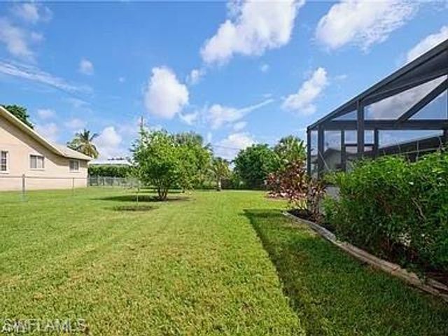 4240 SE 3rd AVE, Cape Coral, FL 33904