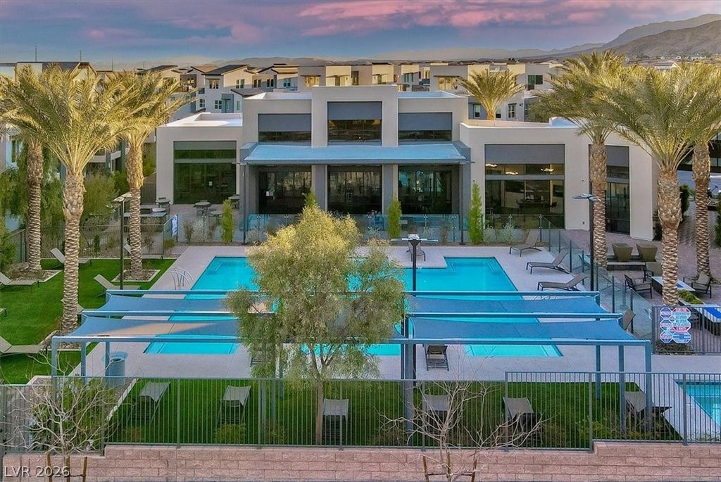 11230 Hidden Peak Avenue 211, Las Vegas, NV 89135