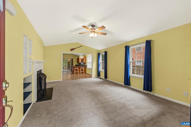 64 FERNDALE DR, Louisa, VA 23093