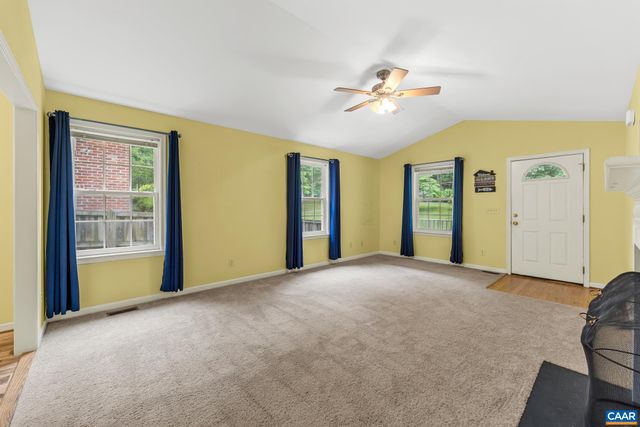 64 FERNDALE DR, Louisa, VA 23093