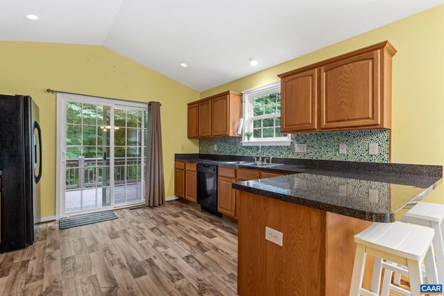 64 FERNDALE DR, Louisa, VA 23093