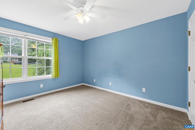 64 FERNDALE DR, Louisa, VA 23093