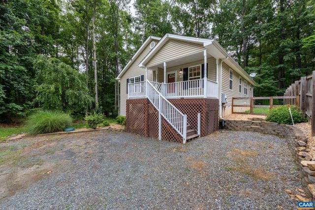 64 FERNDALE DR, Louisa, VA 23093