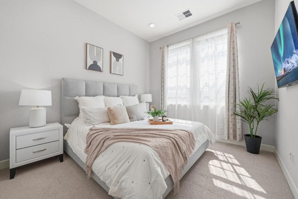 Image 27 of property listing at 1121 Giannitsa Terrace, Sunnyvale, CA 94089