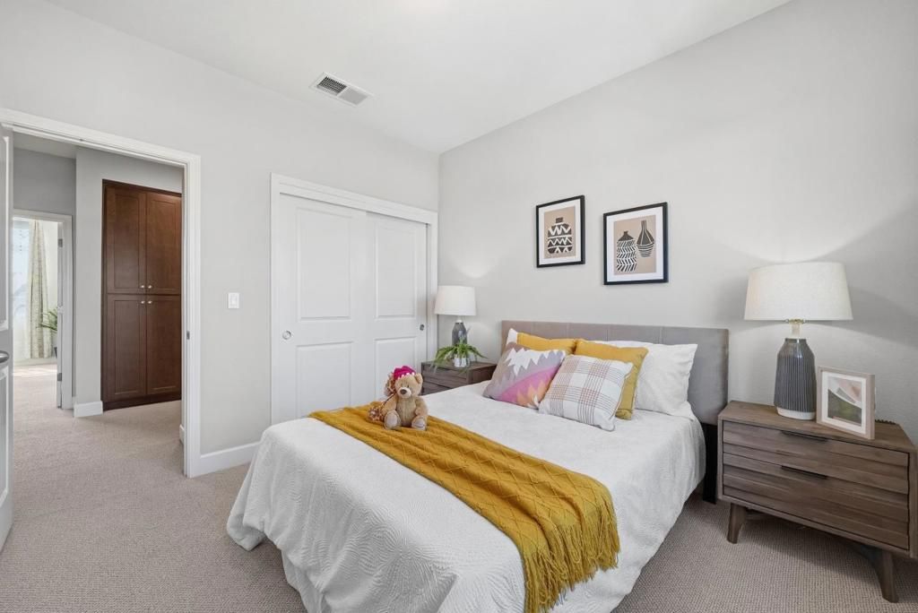 Image 35 of property listing at 1121 Giannitsa Terrace, Sunnyvale, CA 94089