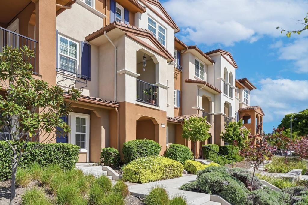 Image 42 of property listing at 1121 Giannitsa Terrace, Sunnyvale, CA 94089