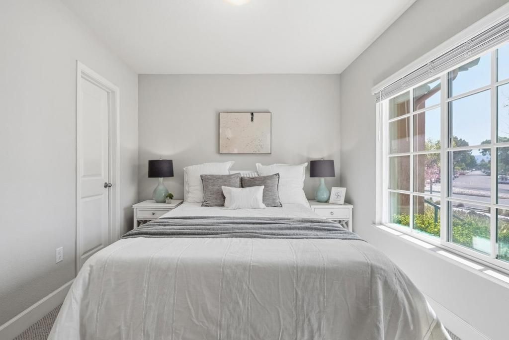 Image 5 of property listing at 1121 Giannitsa Terrace, Sunnyvale, CA 94089