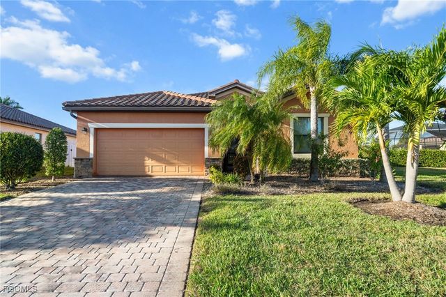 2728 Via Piazza LOOP, Fort Myers, FL 33905