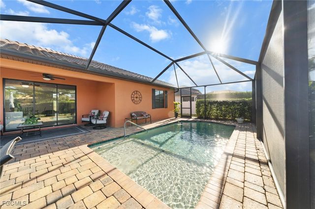 2728 Via Piazza LOOP, Fort Myers, FL 33905