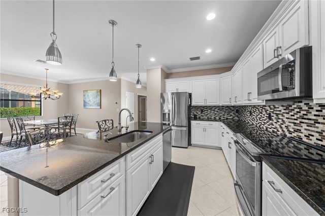 2728 Via Piazza LOOP, Fort Myers, FL 33905