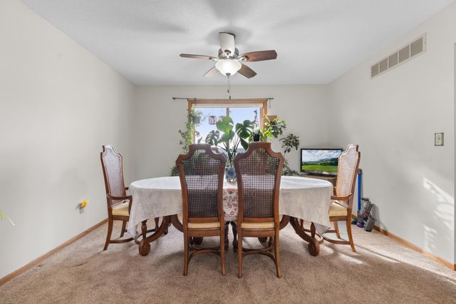 4822 3rd Street NW, Rochester, MN 55901