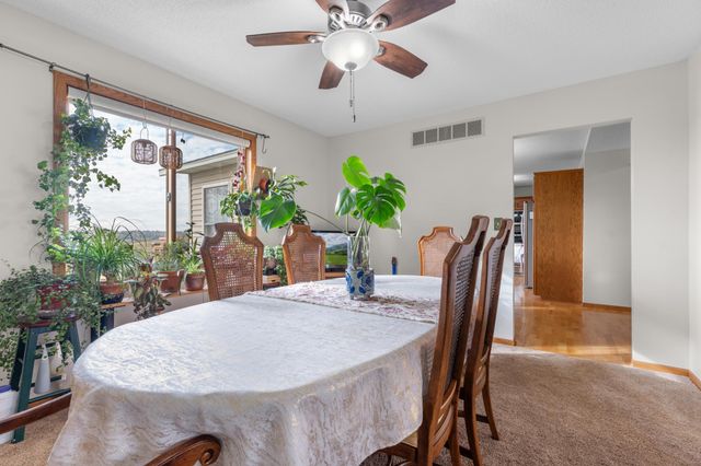 4822 3rd Street NW, Rochester, MN 55901