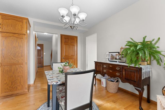 4822 3rd Street NW, Rochester, MN 55901