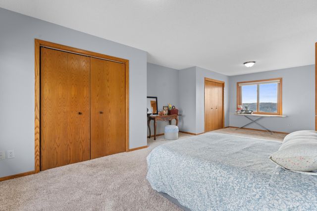 4822 3rd Street NW, Rochester, MN 55901