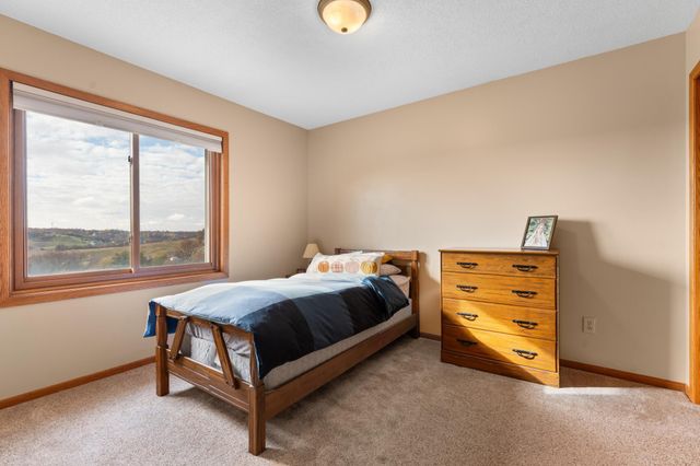 4822 3rd Street NW, Rochester, MN 55901