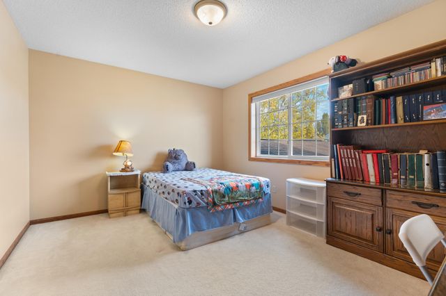 4822 3rd Street NW, Rochester, MN 55901