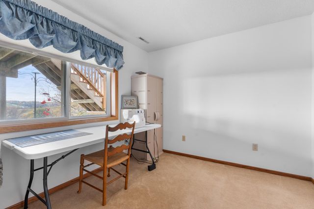 4822 3rd Street NW, Rochester, MN 55901