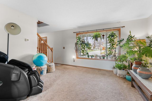 4822 3rd Street NW, Rochester, MN 55901