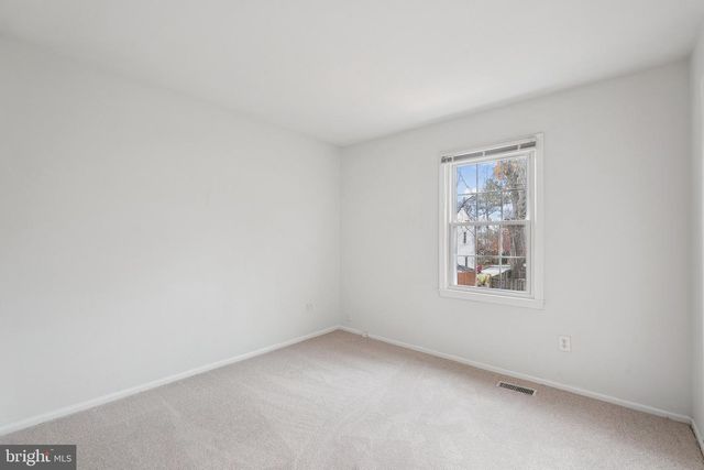 5450 LIGHTHOUSE LN, Burke, VA 22015