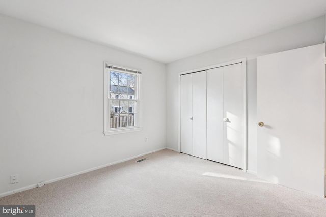 5450 LIGHTHOUSE LN, Burke, VA 22015