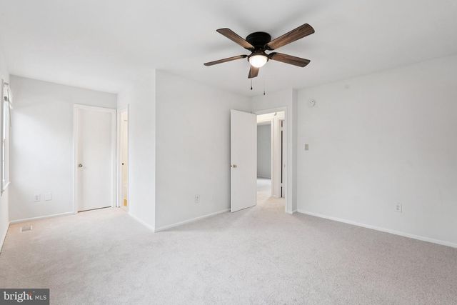 5450 LIGHTHOUSE LN, Burke, VA 22015