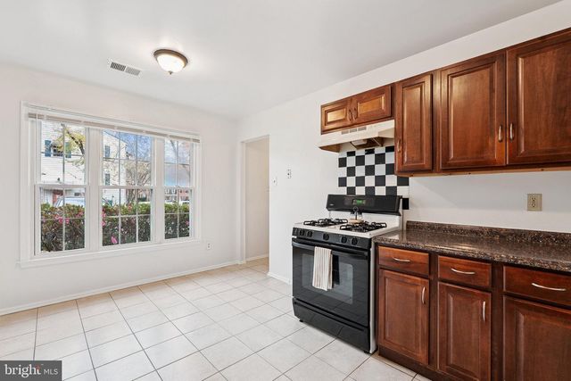 5450 LIGHTHOUSE LN, Burke, VA 22015