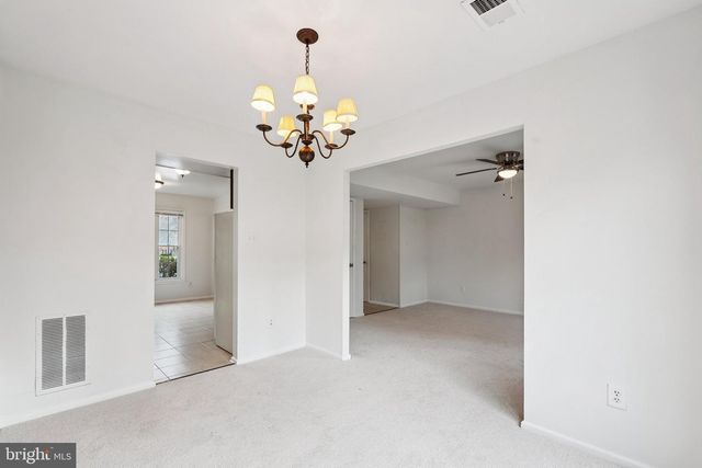 5450 LIGHTHOUSE LN, Burke, VA 22015