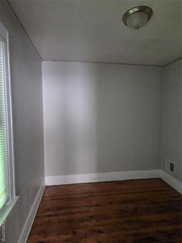 5571 Fairview Street, Detroit, MI 48213