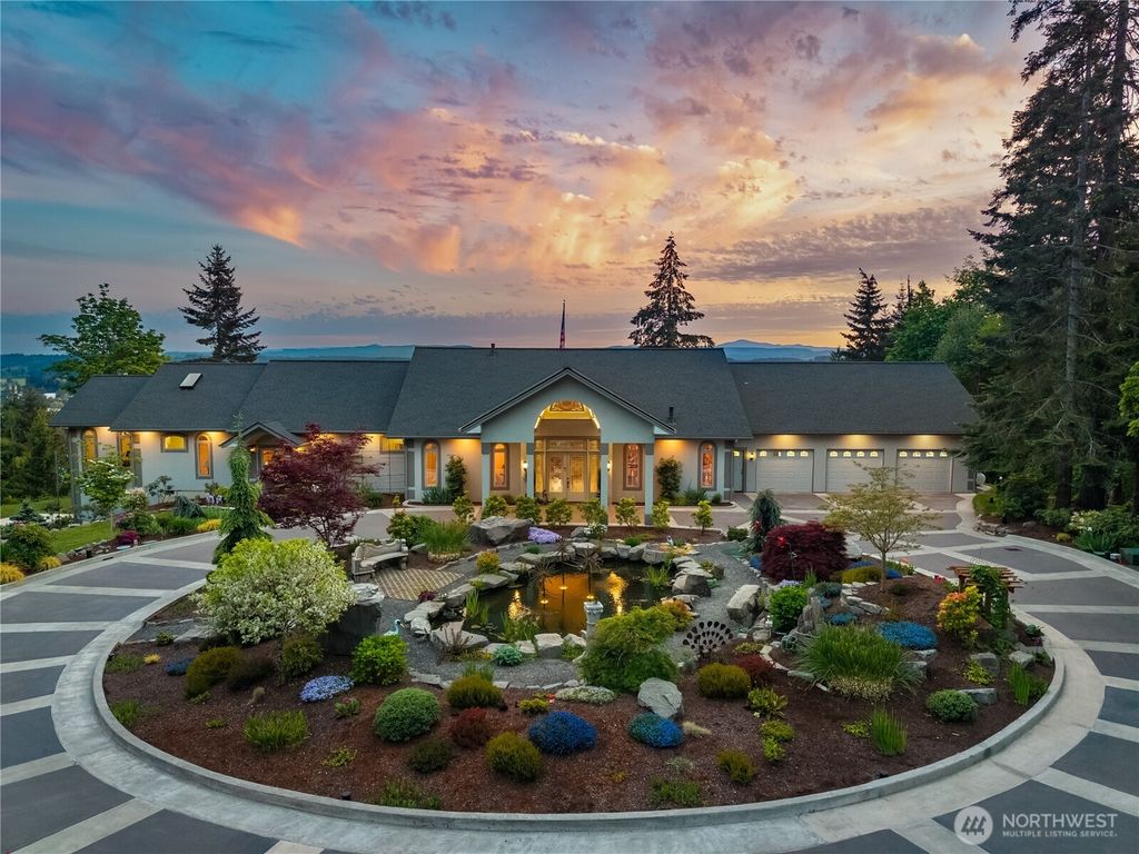 217 Alderwood Drive, Chehalis, WA 98532