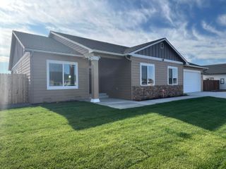 3723 La Habra Way, Klamath Falls, OR 97603