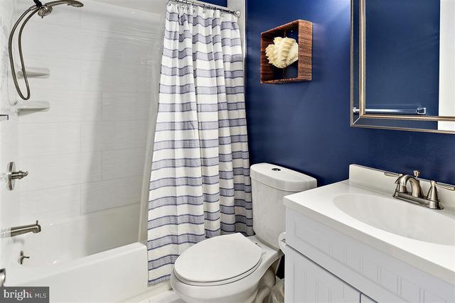 204 33RD ST #304B, Ocean City, MD 21842