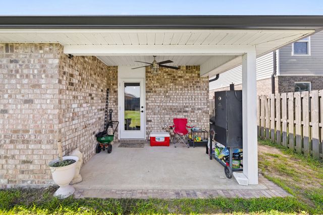 1016 Limpkin Street, Crestview, FL 32539