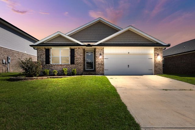 1016 Limpkin Street, Crestview, FL 32539