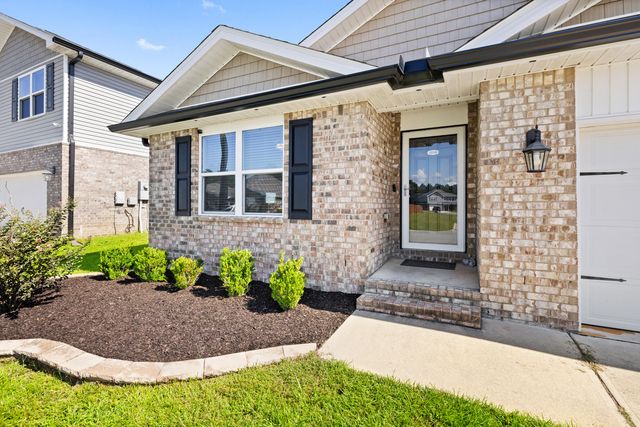 1016 Limpkin Street, Crestview, FL 32539