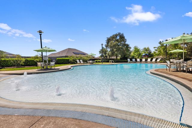 1016 Limpkin Street, Crestview, FL 32539