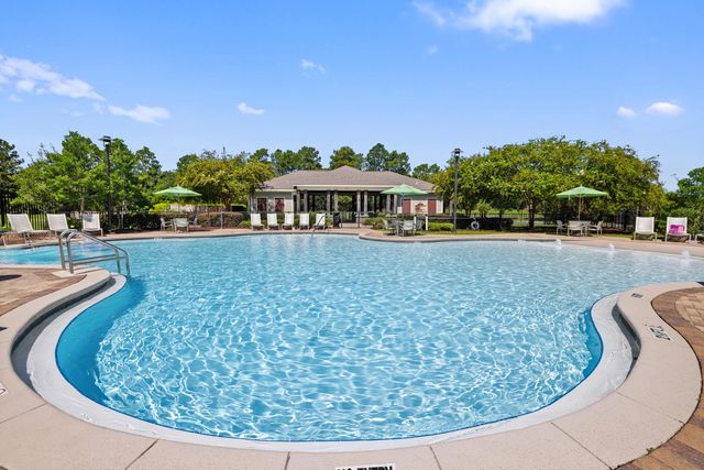 1016 Limpkin Street, Crestview, FL 32539