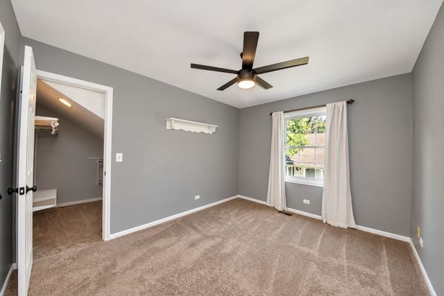2S756 Timber Drive, Warrenville, IL 60555