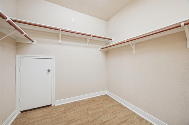 3500 Arezzo Circle, Friendswood, TX 77546