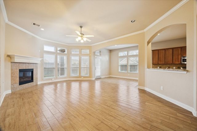 3500 Arezzo Circle, Friendswood, TX 77546