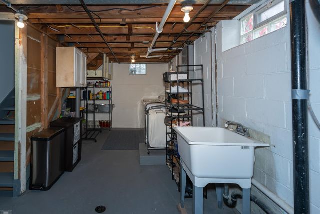 16605 Rosemary Street, Fraser, MI 48026