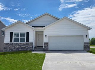 5132 168th Street, Urbandale, IA 50322