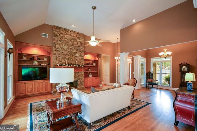 77 TALLY COVE Road, Jasper, GA 30143