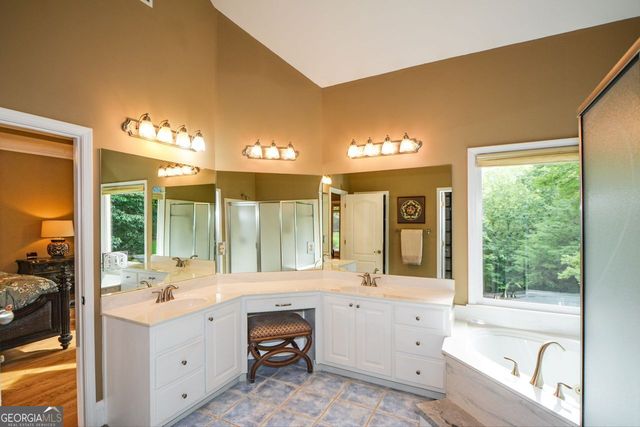 77 TALLY COVE Road, Jasper, GA 30143