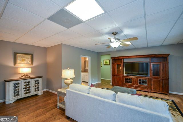 77 TALLY COVE Road, Jasper, GA 30143