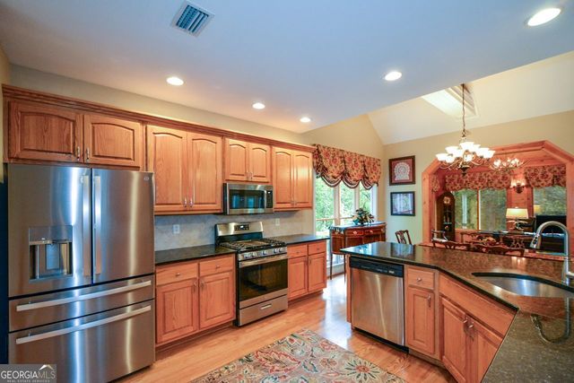 77 TALLY COVE Road, Jasper, GA 30143