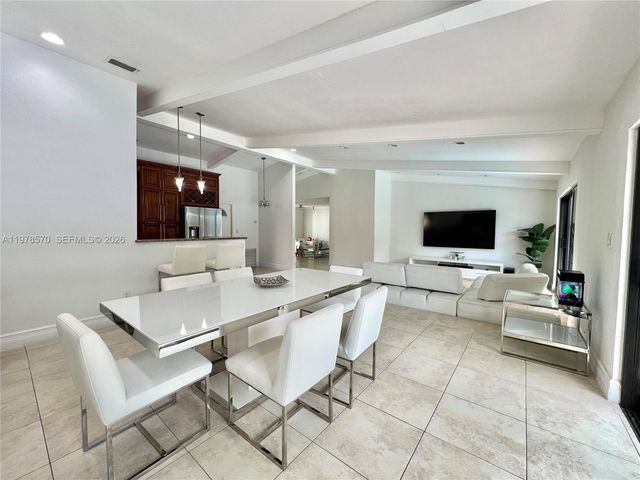 11104 SW 139th Ct, Miami, FL 33186