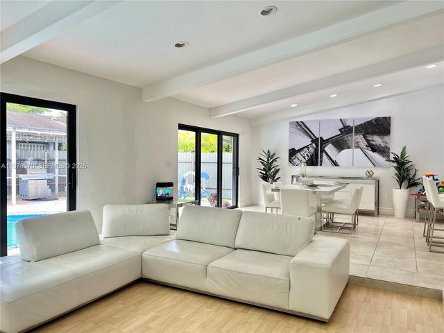 11104 SW 139th Ct, Miami, FL 33186