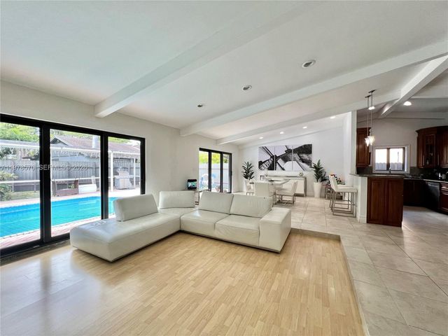 11104 SW 139th Ct, Miami, FL 33186