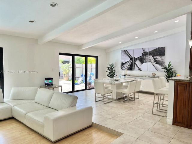 11104 SW 139th Ct, Miami, FL 33186